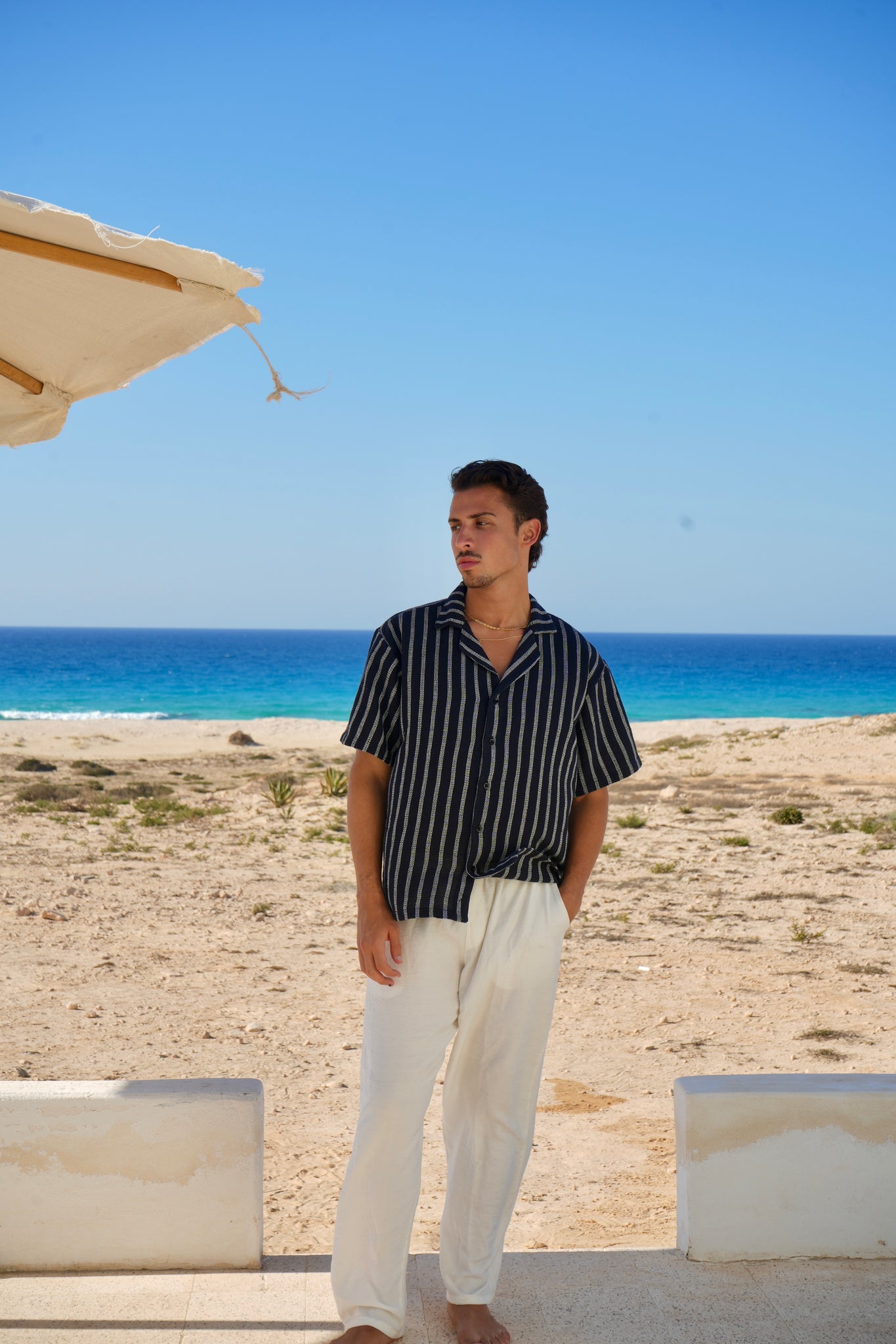 black knitted stripes shirt