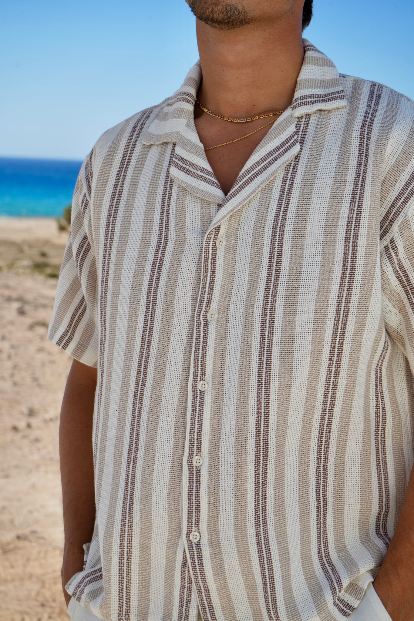 beige knitted stripes shirt