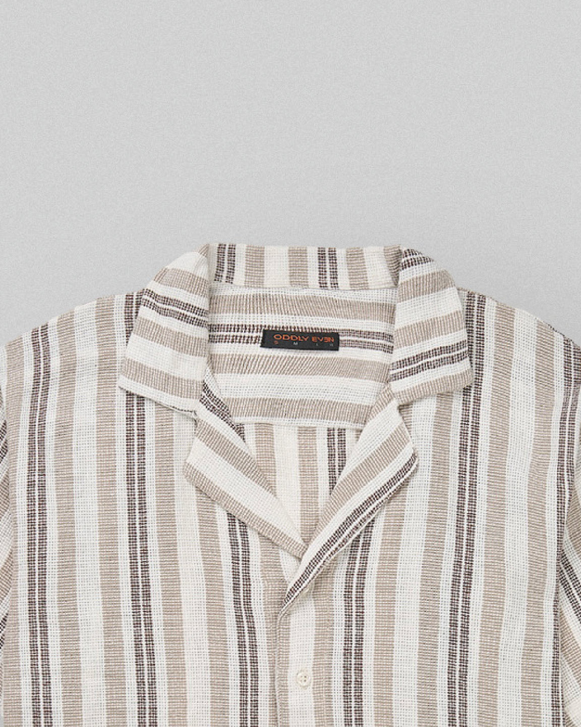 beige knitted stripes shirt