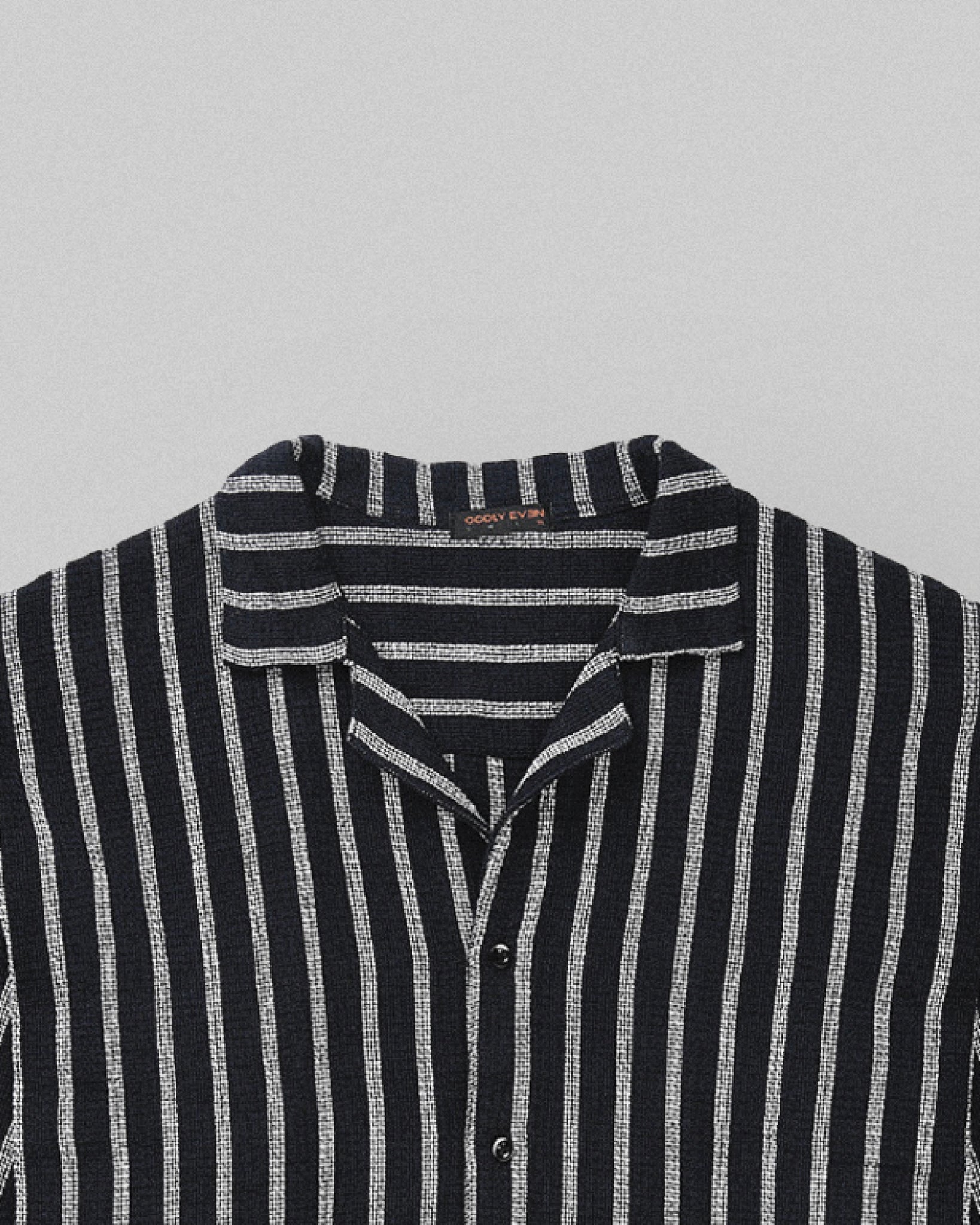 black knitted stripes shirt